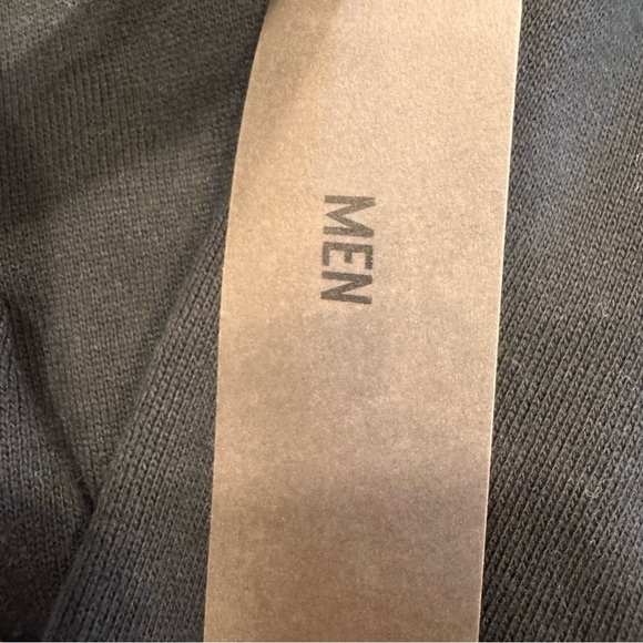 ESSENTIALS Fear of God Men’s XL Hoodie Stretch Limo Black NEW W/ Tags. - Picture 3 of 10